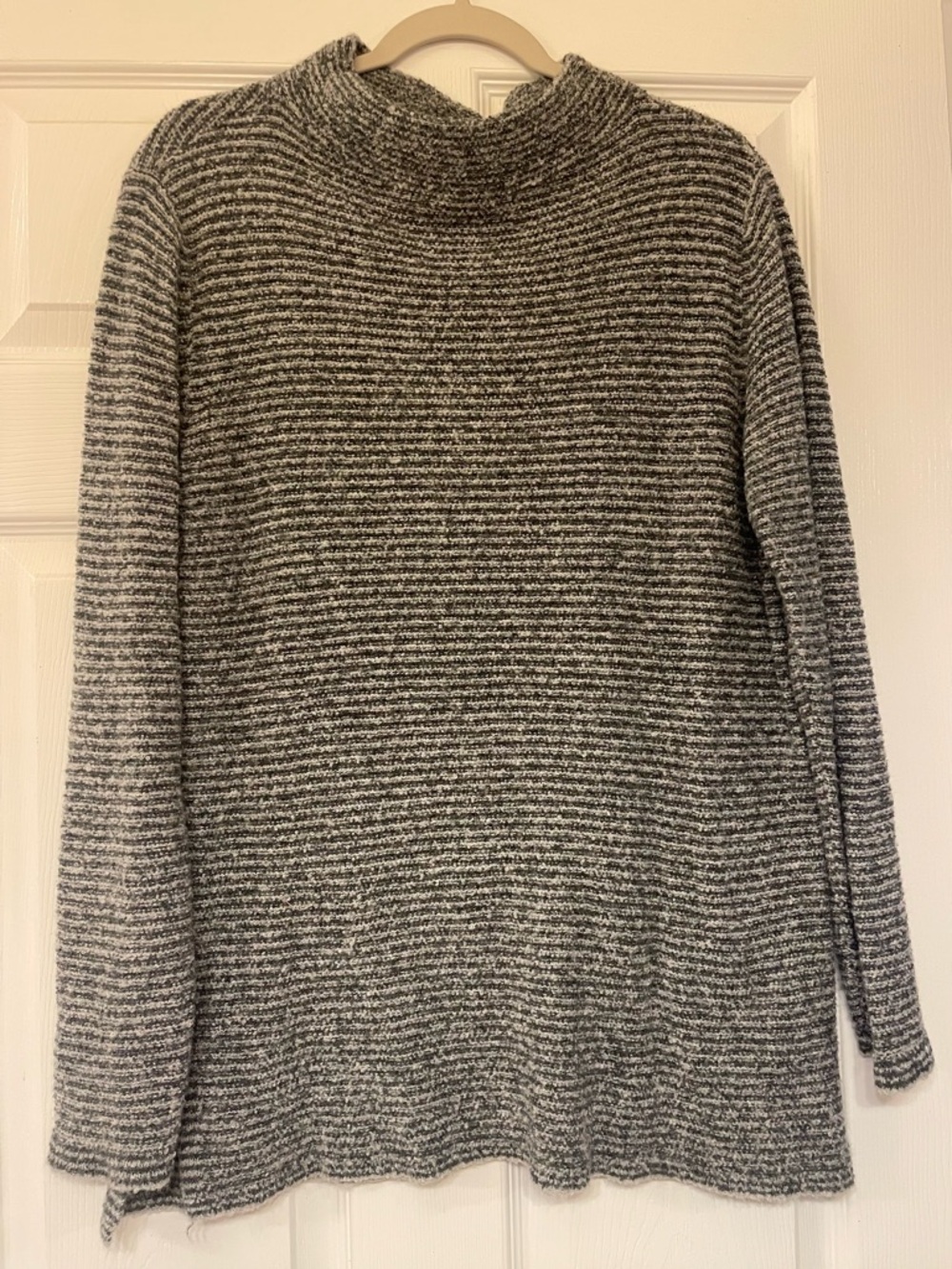 Old Navy Black & White Striped Knit Pullover